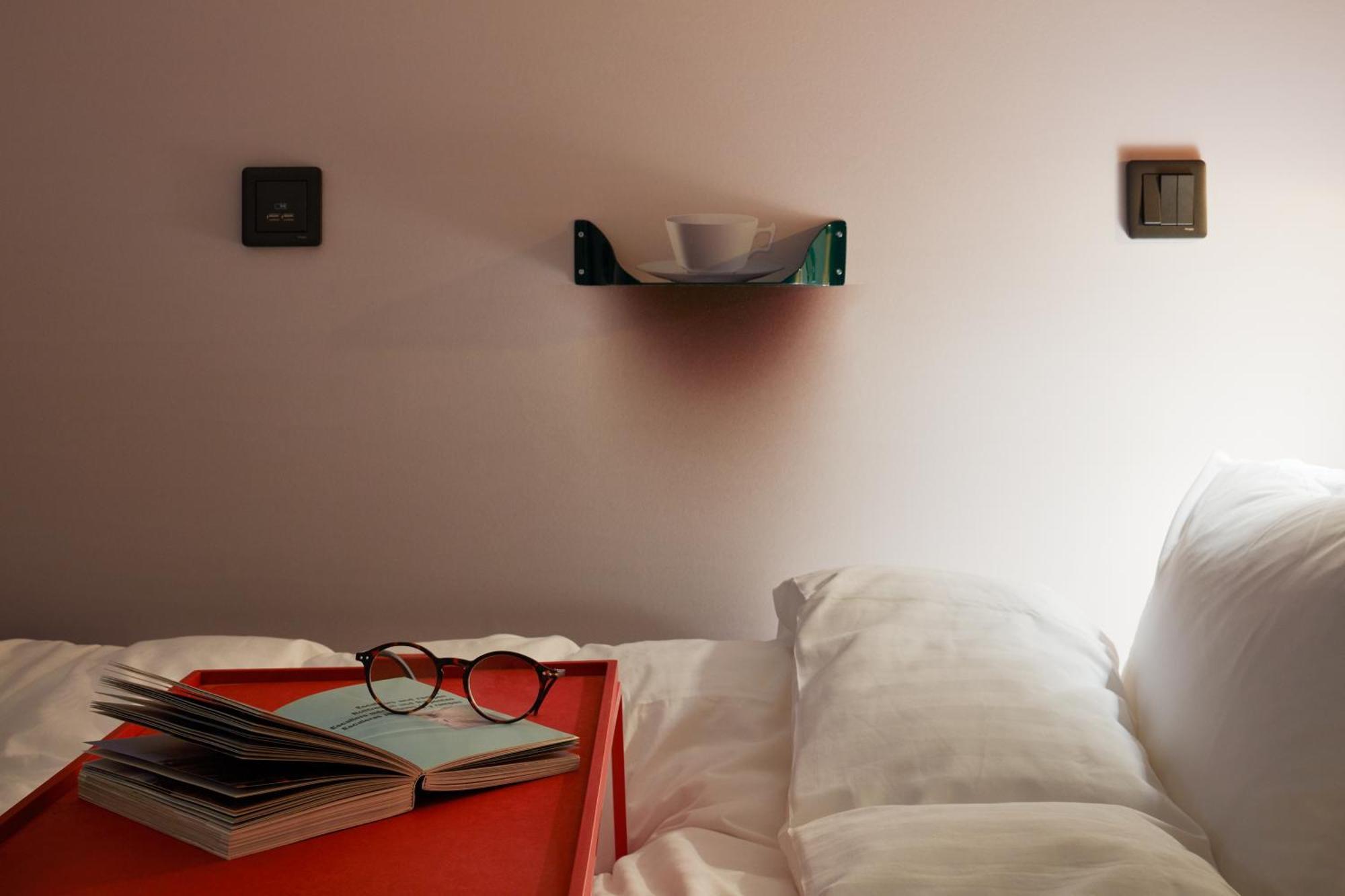 Single Room without Windows Self Check ID Required